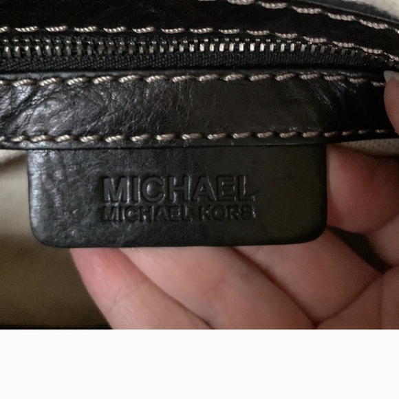 Mk barrel purse - Picture 4 of 7